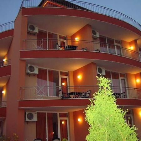 Family Hotel Deja Vu Rawda Zewnętrze zdjęcie